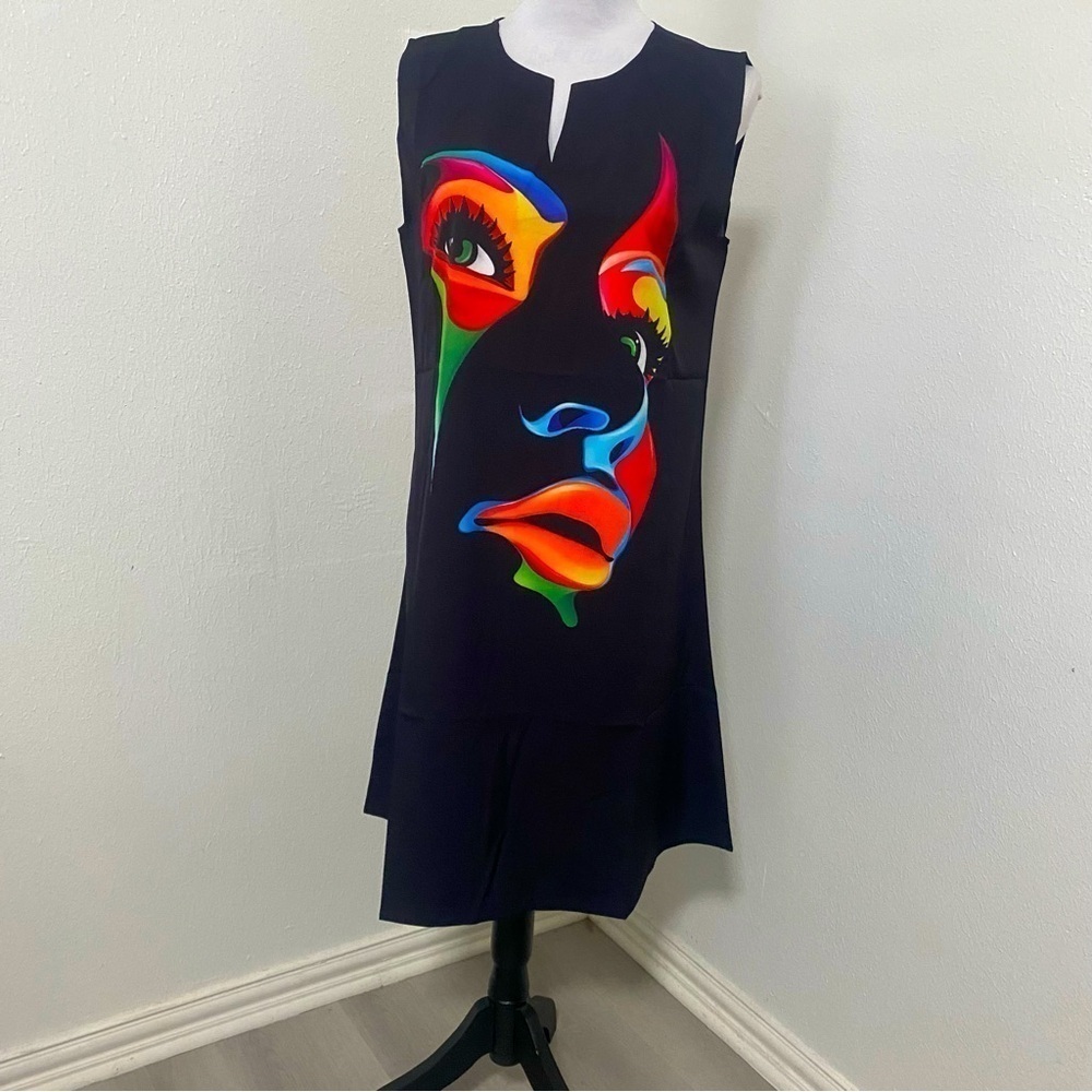 Sleeveless Abstract Face Print Midi Dress - Loose Fit, V-Neck Black Lightweight - Picture 2 of 9
